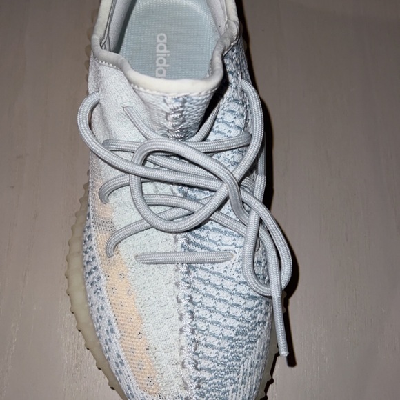Adidas Yeezy boost 350 V2 Cloud white(non reflective) - Picture 3 of 6
